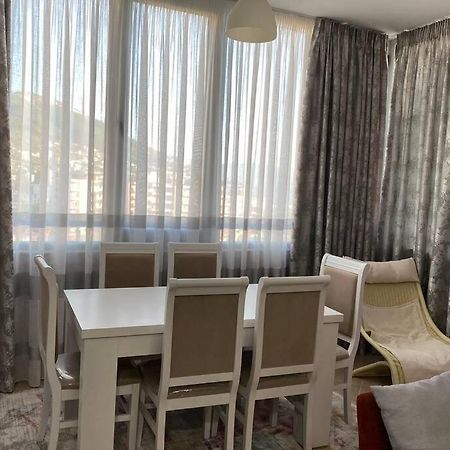 Sea Scape Apartment Вльора Екстер'єр фото